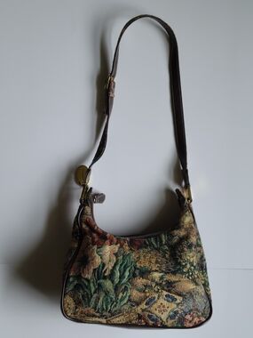 Cabrelli Tapestry Floral Shoulder Bag